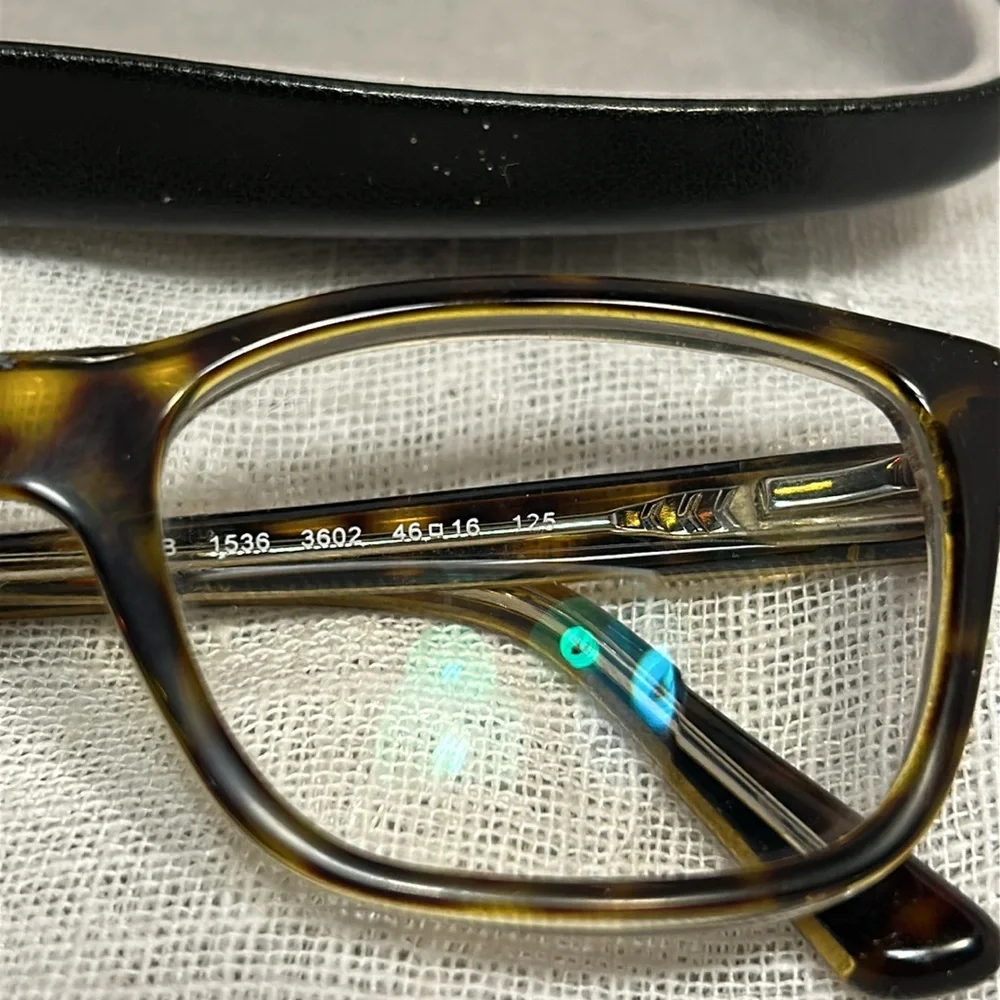 Ray-Ban frames with case